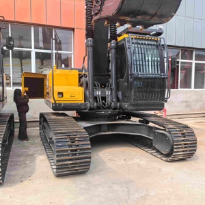 Excavatrice d'occasion jaune avec chenilles noires, équipement de construction - Product Image 1
