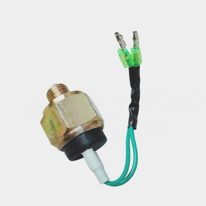 Interrupteur de feux de recul Jiefang M14x1.5 normalement ouvert pour camion FAW Harbin CA151142141 Capteur JK942B - Product Image 2