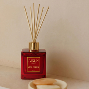 Aikun 60ml <b>Red</b> Square Glass <b>Hot</b> Stamp Logo Low Moq 3 Day Sample 7 Day Ship Any Long Scent Reed Diffuser Set for Holiday Buyers - Product Image 2