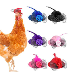 Frango Chapéus para Galinhas Pequenos Animais de Estimação Pássaro Engraçado Halloween Acessórios Feather <span class=keywords><strong>Top</strong></span> <span class=keywords><strong>Hat</strong></span> com Ajustável Elastic Chin Strap Rooster - Product Image 1