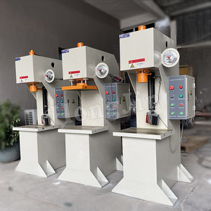 เครื่องกดไฮดรอลิกแบบแขนเดี่ยวรูปโค้ง เครื่องกดไฮดรอลิกเซอร์โวรูปโค้ง อุปกรณ์กดไฮดรอลิกแบบกระบอกสูบไฟฟ้าเดี่ยว - Product Image 6