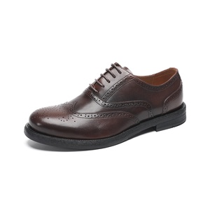 Chaussures habillées d'été en cuir véritable pour hommes, à lacets, style brogue sculpté, durables, pour mariage - Product Image 2