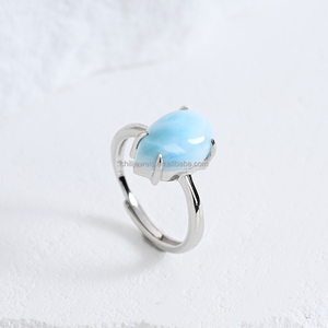 Anillo de Plata de Ley con Larimar de Ensueño, Lleva una Pieza del Mar Tropical en tu Dedo - Product Image 2