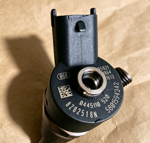 Nouvel injecteur Common Rail pour modèles FIAT DUCATO/IVECO DAILY 5801594342 0445110418 504389548 0445110520 0445110520 0445110520 - Product Image 3