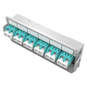 Placa adaptadora de fibra MPO con 6 8 12 núcleos Redes 3G/5G Compatible con la serie <span class=keywords><strong>FS</strong></span> para sala de servidores de centro de datos FTTH - Product Image 5
