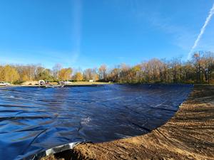 Géomembrane de revêtement de <span class=keywords><strong>d</strong></span>écharge pour les usines chimiques, la conservation de l'<span class=keywords><strong>eau</strong></span>, les terrains de golf, les revêtements de lacs - Product Image 4