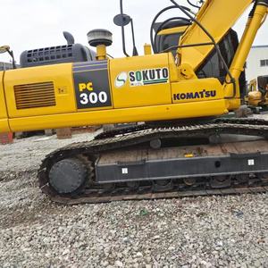 Excavatrice Komatsu PC300-7 d'occasion, machine de construction lourde, poids opérationnel de 30 tonnes, godet de 1,4 m, moteur, boîte de vitesses, PLC, roulement, pompe - Product Image 3