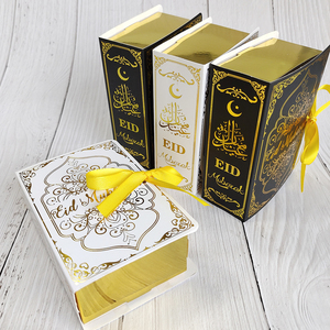 Islam or estampage feuille <span class=keywords><strong>livre</strong></span> forme Eid Mubarak papier bonbons boîte-cadeau pour la décoration de l'Aïd musulman - Product Image 1