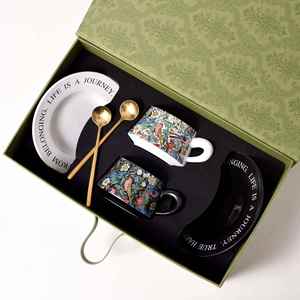 Ensemble de tasses à café promotionnelles avec boîte cadeau à motif floral pour les événements d'ouverture - Product Image 1