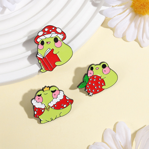 Broche amusante et mignonne en forme <span class=keywords><strong>de</strong></span> grenouille <span class=keywords><strong>prince</strong></span>, épingles en émail, grenouille <span class=keywords><strong>de</strong></span> dessin animé avec <span class=keywords><strong>fraise</strong></span> et champignon, broches pour sacs, badge <span class=keywords><strong>de</strong></span> revers, bijoux, cadeau pour amis - Product Image 2