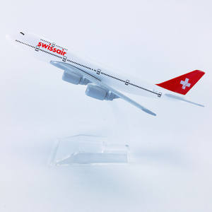 16cm 1:400 Matériau en alliage Swiss Airlines B747-200 Ornement décoratif - Product Image 4