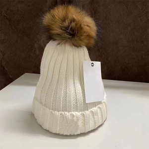 Mới Nhất Bán Buôn Thiết Kế Unisex Mùa Đông Mềm Mại Ấm Áp Dệt Kim Cap Hat Phong Cách Dày Pompom Beanie Hat - Product Image 2