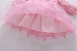 Robes de bébé en coton doux de <span class=keywords><strong>3</strong></span> à 6 mois avec chapeau, <span class=keywords><strong>robe</strong></span> de baptême florale à manches longues pour bébé fille - Product Image 3