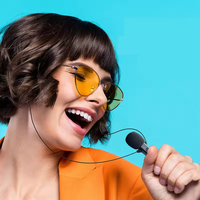 Écouteurs filaires mobiles personnalisés, nouveau modèle privé, écouteurs sportifs avec microphone pour karaoké, chant en direct, enregistrement