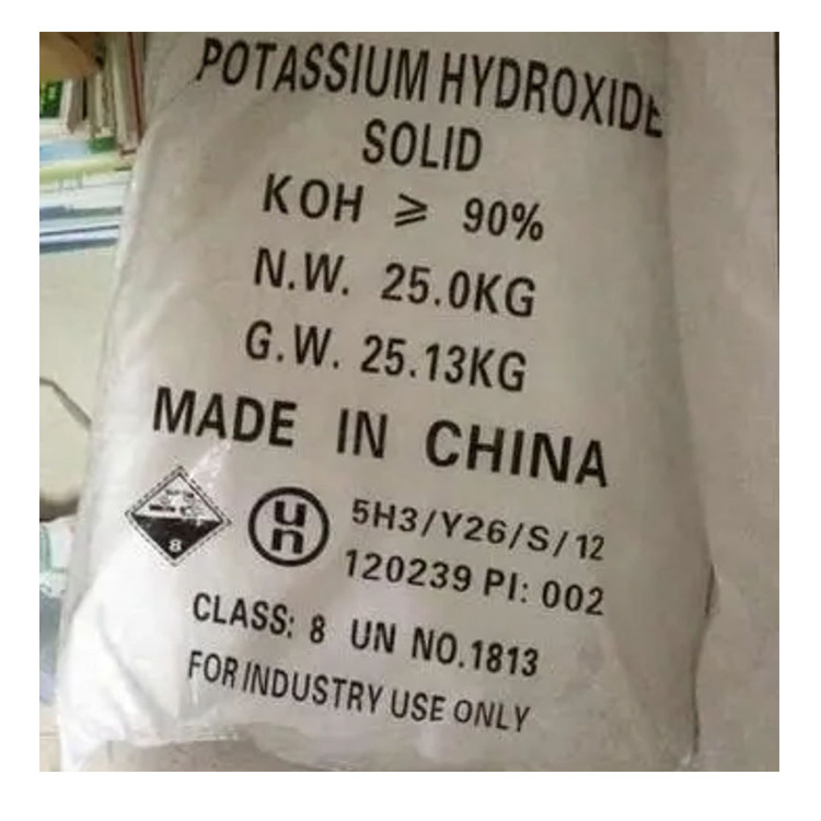 Caustic Potash kohは水酸化カリウムフレークと液体を使用します