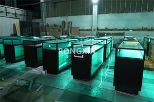 Подгонянная витрина роскошного магазина для дыма и ювелирных изделий из алюминия МДФ и закаленного стекла - Product Image 4