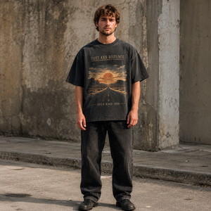 T-Shirt Stampata Personalizzata Premium con Grafica Crema, Stile Collage Graffiti, 100% Cotone Pesante, Vestibilità Ampia, Streetwear <span class=keywords><strong>per</strong></span> <span class=keywords><strong>Uomo</strong></span> - Product Image 1