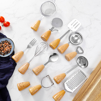 12-delige keuken gadgetset van roestvrij staal met acaciahouten handvat, milieuvriendelijk, vaatwasserbestendig, fruit- en groenteschepjes, keukengerei