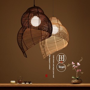 Lustre en rotin naturel en forme d'escargot, style rustique Wabi-sabi <span class=keywords><strong>japonais</strong></span>, idéal pour restaurant, hôtel, pizzeria, ou magasin de nouilles, luminaire artistique en forme de coquillage. - Product Image 1
