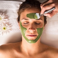 Poudre de Qasil de qualité cosmétique Aeglewell OEM, marque privée, extrait d'herbe en poudre, détoxifiant pour le visage, film de Qasil, poudre de feuilles de Qasil naturelle