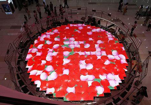 Pantalla de azulejo de suelo LED para interiores P3.91 de alta resolución Pantalla dinámica fácil de instalar para centros comerciales Exposiciones Conciertos - Product Image 2