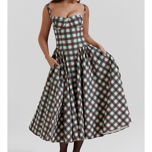 Venta al por mayor personalizado francés Plaid Sexy Premium vestidos de verano Sling Plaid Big Swing vestidos estilo corte vestidos casuales de las mujeres - Product Image 4