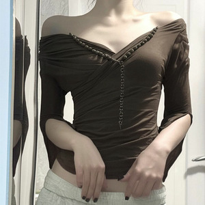 Camiseta de Mujer de Color Sólido, Sexy, con Cuello en V Cruzado, Detalle de Cuentas, Fruncido, Manga Tres Cuartos, Corte Ajustado - Product Image 6