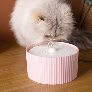 Fontaine à eau automatique pour chats avec système de filtration pour chiens et chats, forme arrondie, design détachable, poids 0,5 kg - Product Image 3