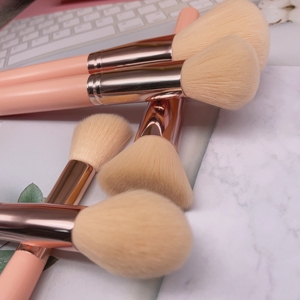 9-Piece Orange Wood Handle Synthetic Hair Makeup <b>Brush</b> Set Private Label Custom Logo Face Concealer <b>Brush</b> Kit - Product Image 5