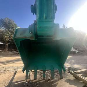 Excavatrice sur chenilles d'occasion KOBELCO SK75mini 7,5 tonnes 90% neuve Excavatrice sur chenilles KOBELCO SK75 Matériel de construction d'occasion fabriqué au Japon - Product Image 2