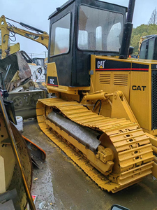 Bulldozer Caterpillar D5C d'occasion de haute qualité Machine de construction à bas prix avec pompe à moteur Kubota comme composant principal - Product Image 6