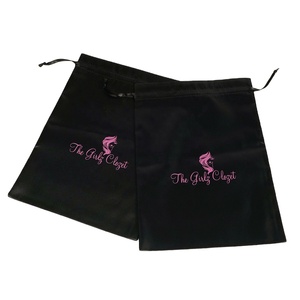 Sacs à perruques en satin de soie personnalisés avec cordon de serrage et logo pour la vente en gros de produits capillaires - Product Image 4