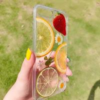 Gedroogd fruit & handgemaakte echte bloemen telefoonhoesje, Daisy, Lemon & Strawberry design voor iPhone 15 Pro Max / iPhone 17