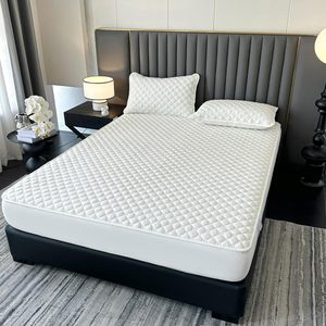 Funda Protectora para Colchón Acolchada Impermeable al por Mayor, 500 Hilos, Antibacteriana, Ignífuga, Lavable a Máquina - Product Image 1