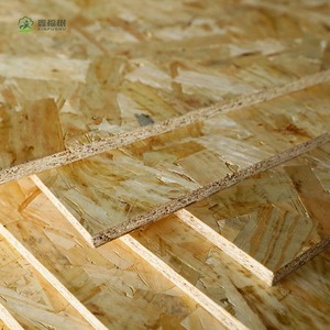 <span class=keywords><strong>Panneau</strong></span> <span class=keywords><strong>OSB</strong></span> en pin de <span class=keywords><strong>18</strong></span> <span class=keywords><strong>mm</strong></span> économique, imperméable et léger pour la construction de murs extérieurs généraux, marque Xinfushu Zero - Product Image 1