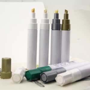 <span class=keywords><strong>Pennarello</strong></span> <span class=keywords><strong>indelebile</strong></span> a punta in alluminio color <span class=keywords><strong>oro</strong></span>, 72 colori, larghezza di scrittura 8,5 mm - Product Image 2