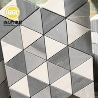Mosaïque de marbre gris et blanc en forme de triangle pour les murs et les sols de salle de bain