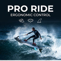 Planche de surf à moteur à essence DDP 3.2L 9KW avec coque en carbone tissé foncé, propulsion à essence, fixations de wakeboard et ailerons bleus