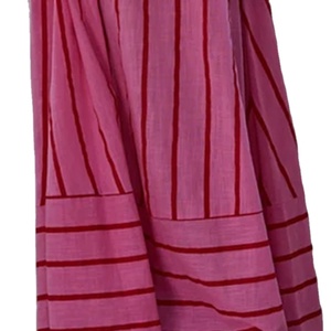 ชุดเดรสลำลองลายทางสีชมพูแดงคุณภาพสูงสำหรับฤดูใบไม้ผลิและฤดูร้อน สายเดี่ยวแบบสปาเก็ตตี้ เหมาะสำหรับใส่ไปเที่ยวชายหาด - Product Image 4