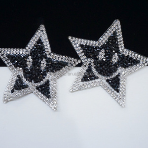 Campione gratuito di stelle nere strass di cristallo rifiniture Happy <span class=keywords><strong>Face</strong></span> Star 3d applique strass per giacca - Product Image 2