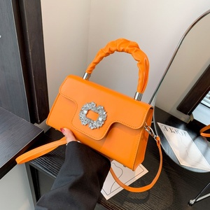 กระเป๋าถือสไตล์ตะวันตกสไตล์จีนมาใหม่กระเป๋าถือทรงสี่เหลี่ยมเล็กประดับเพชรกระเป๋าสะพายไหล่ทำจากวัสดุพลอย - Product Image 4