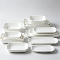Bol carré en porcelaine écologique et durable avec coins arrondis pour salade, collation ou sauce – Idéal pour hôtels, restaurants, mariages et usage domestique (vente en gros)