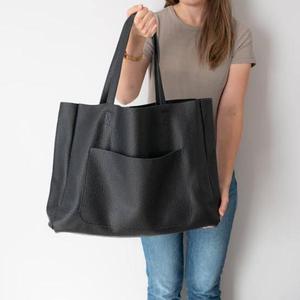Fashionable Faux Leather Shoulder <b>Bag</b> <b>for</b> <b>Women</b> with Roomy Interior and Sleek Appearance Suitable <b>for</b> Daily Dressing <b>Travel</b> - Product Image 4