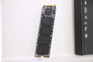 새로운 480GB NGFF 내장형 솔리드 스테이트 드라이브 하드 디스크 500MB/s 550MB/s 480MB/s 6GB/s 무료 스크류드라이버 및 나사 포함 패키지 - Product Image 2