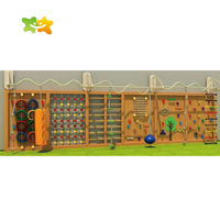 Aire de jeux intérieure créative Mur d'escalade Jeux pour enfants Équipement mural d'escalade