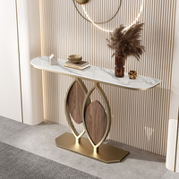 Console décorative longue pour couloir, table simple avec plateau en marbre et base en métal noir et or pour salon