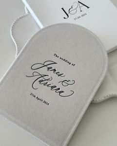 Set di Inviti Nuziali Spessi a Forma di Arco, Invito Pieghevole in Velluto per Matrimonio - Product Image 3