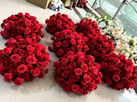 D-FB001 mariage fleurs en soie boule de fleurs rouges centres de Table florale artificielle grande boule de fleurs pour la décoration de fête d'événement