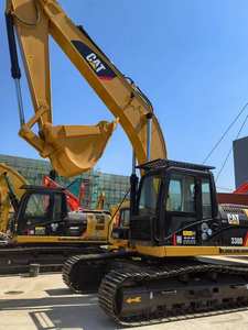 Excavadora sobre orugas Caterpillar Cat 330 D usada de segunda mano Original de Japón a la venta - Product Image 4