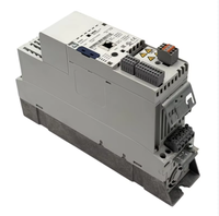 E82EV551K4C 8200 Variateur de fréquence série Vector 0,55 kW 400 V IP20 PLC